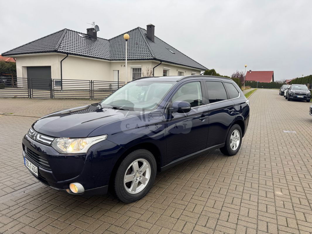 Mitsubishi Outlander III 2.0 4WD CVT Active+ 2013
