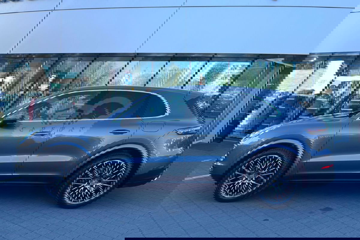 Porsche Cayenne III E-Hybrid 2020