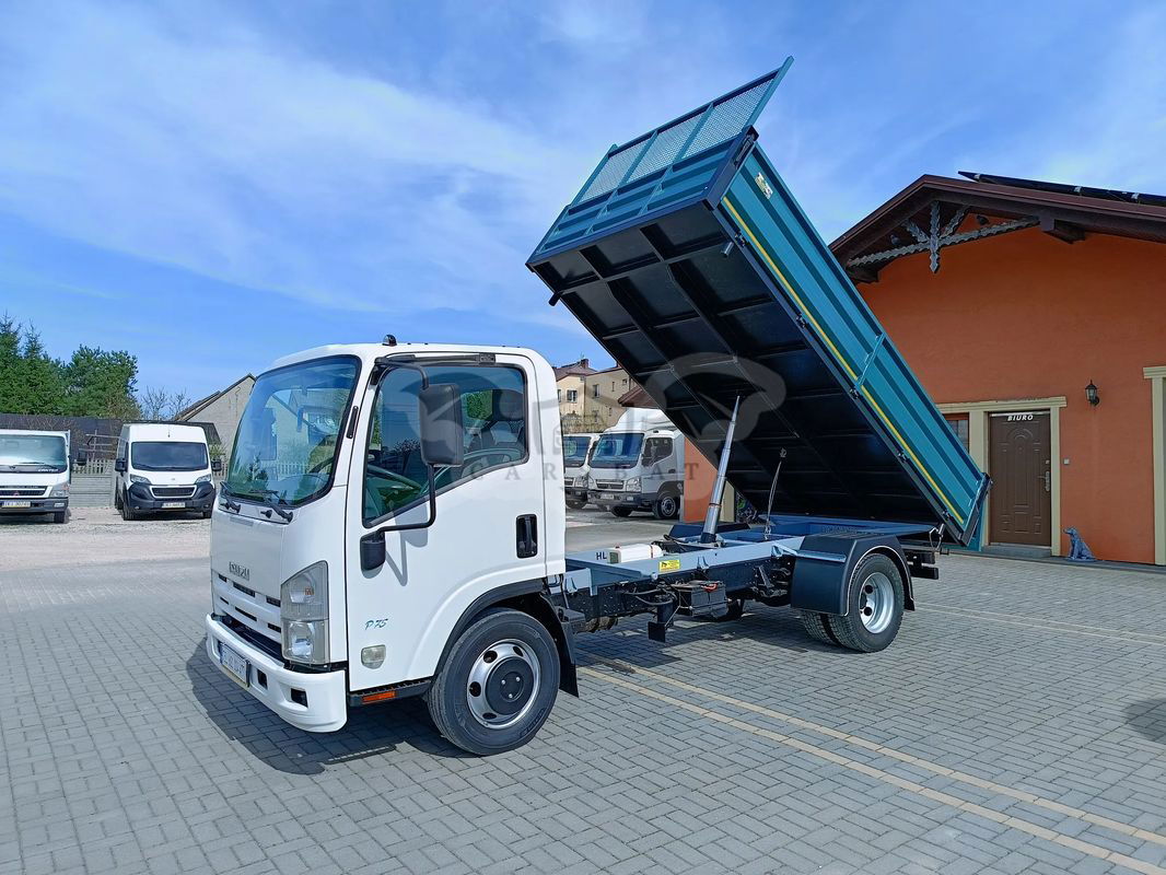 Isuzu P75 2014