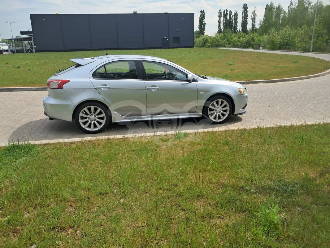 Mitsubishi Lancer IX 2.0 DID Instyle NAVI 2010