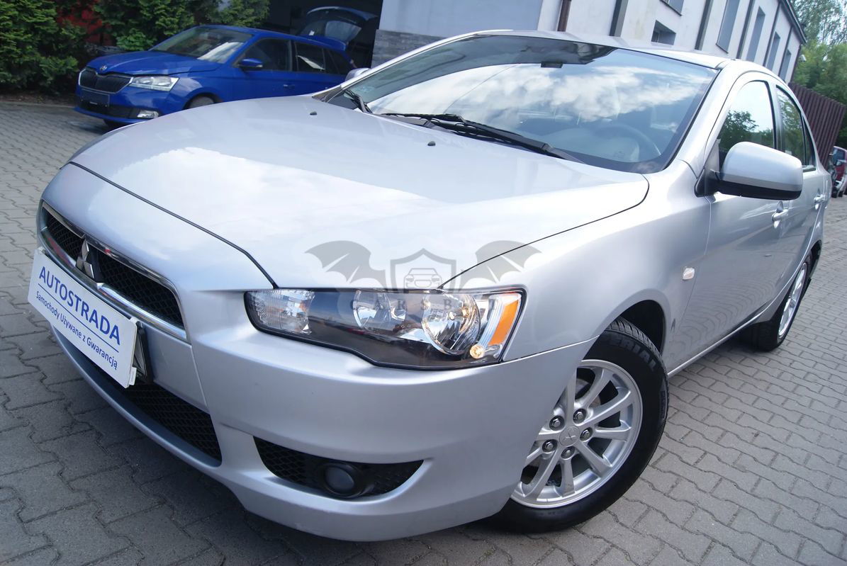 Mitsubishi Lancer VIII 1.6 Invite 2011