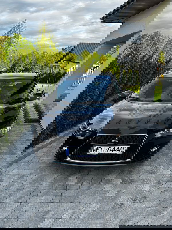 Mitsubishi Outlander II 2011