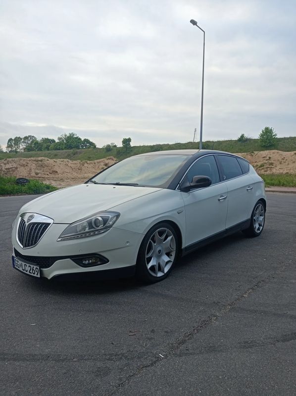 Lancia Delta 2.0 MultiJet 16v Oro 2010