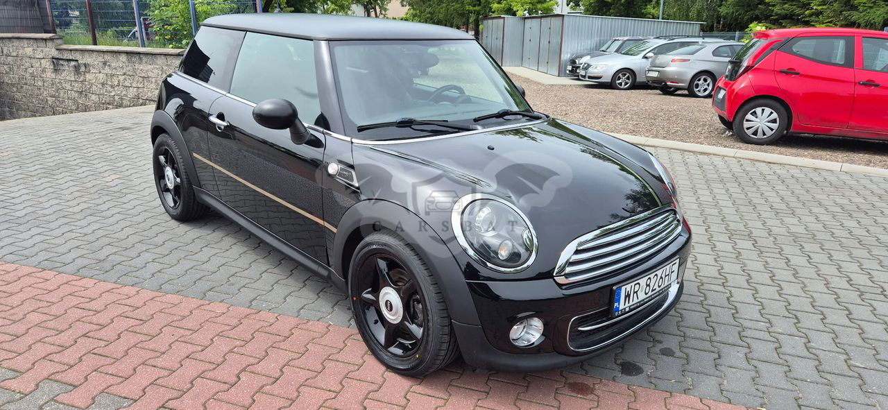Mini Cooper Standard 2011