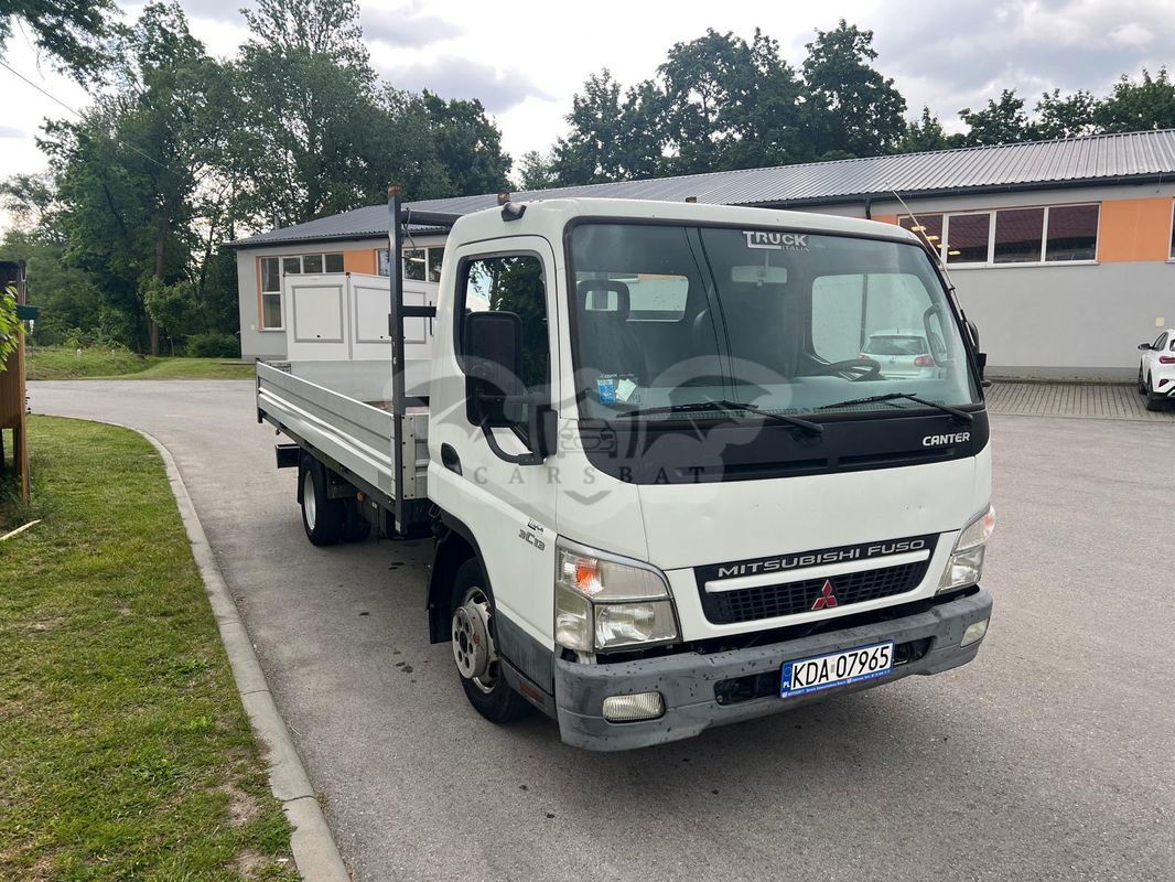Mitsubishi Fuso Canter 2011