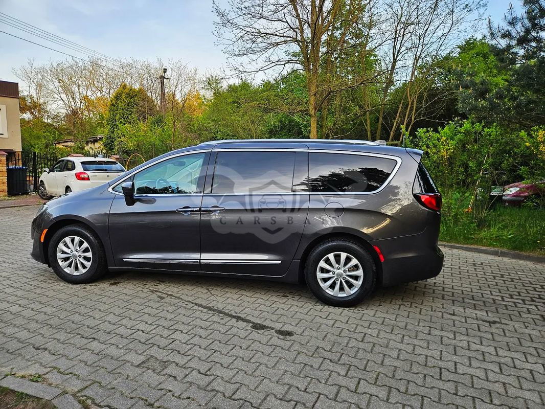 Chrysler Pacifica 2019