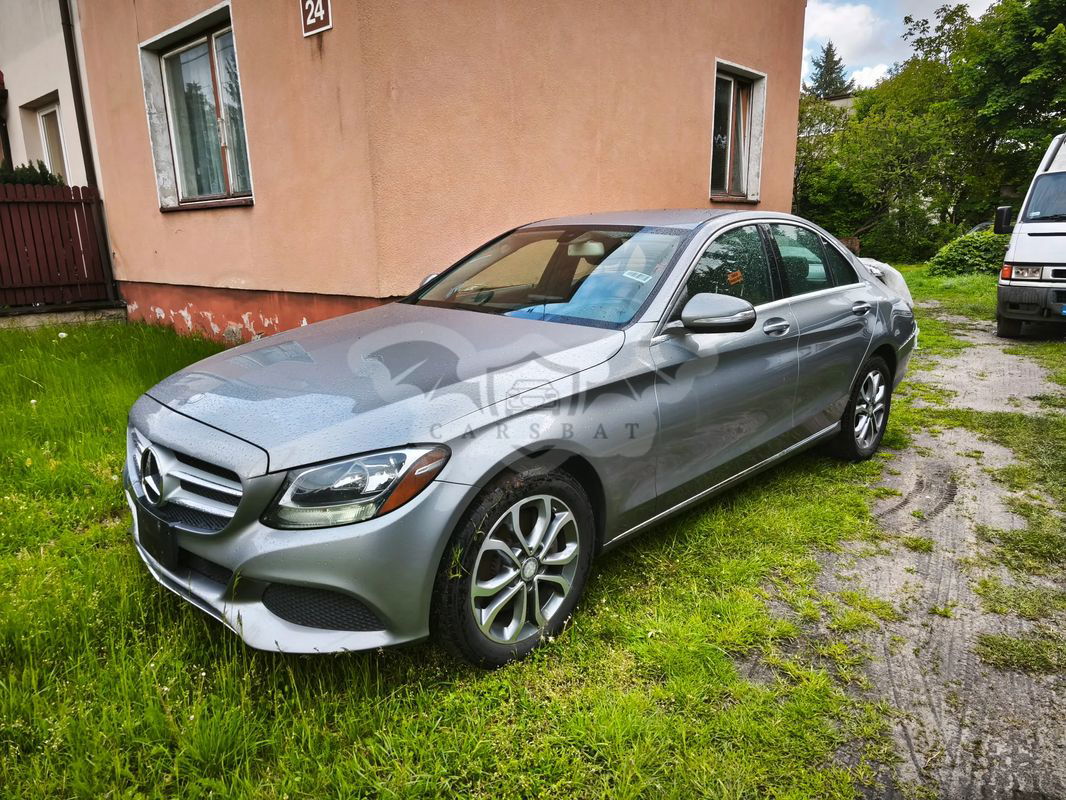 Mercedes-Benz C W205 300 7G-TRONIC 2015