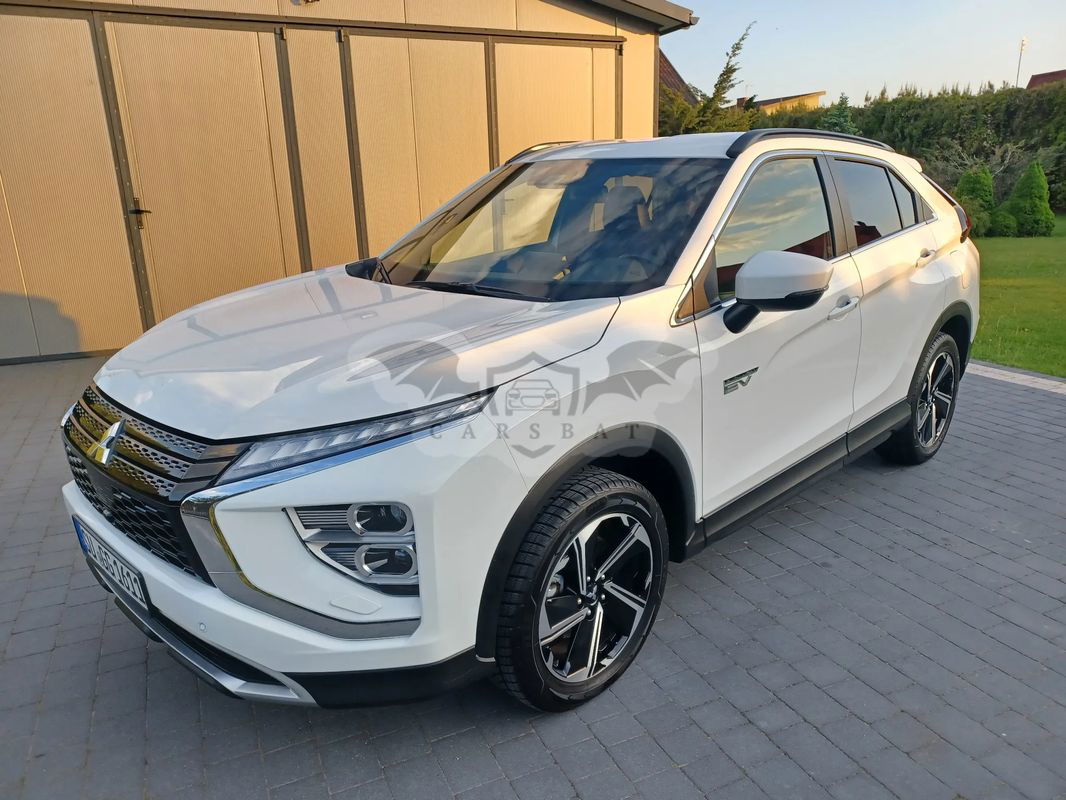 Mitsubishi Eclipse Cross Plug-In Hybrid 4WD Plus 2022