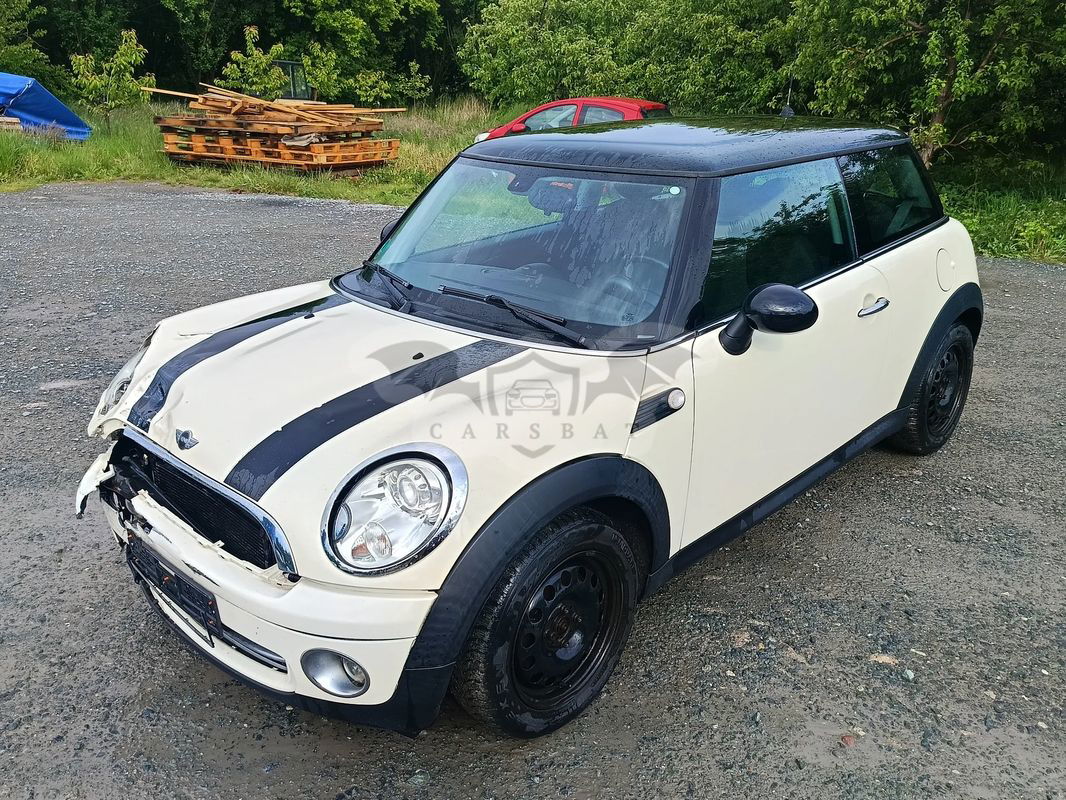 Mini Cooper Standard 2010