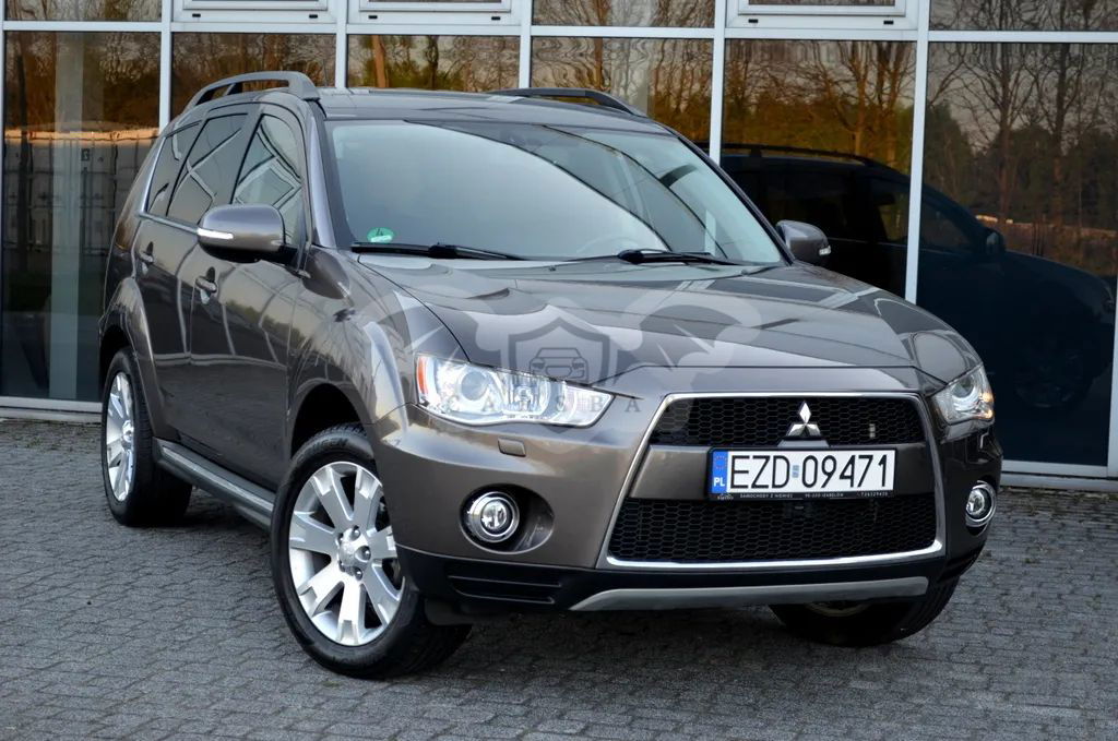 Mitsubishi Outlander II 2.0 Intense 2WD EU5 2012