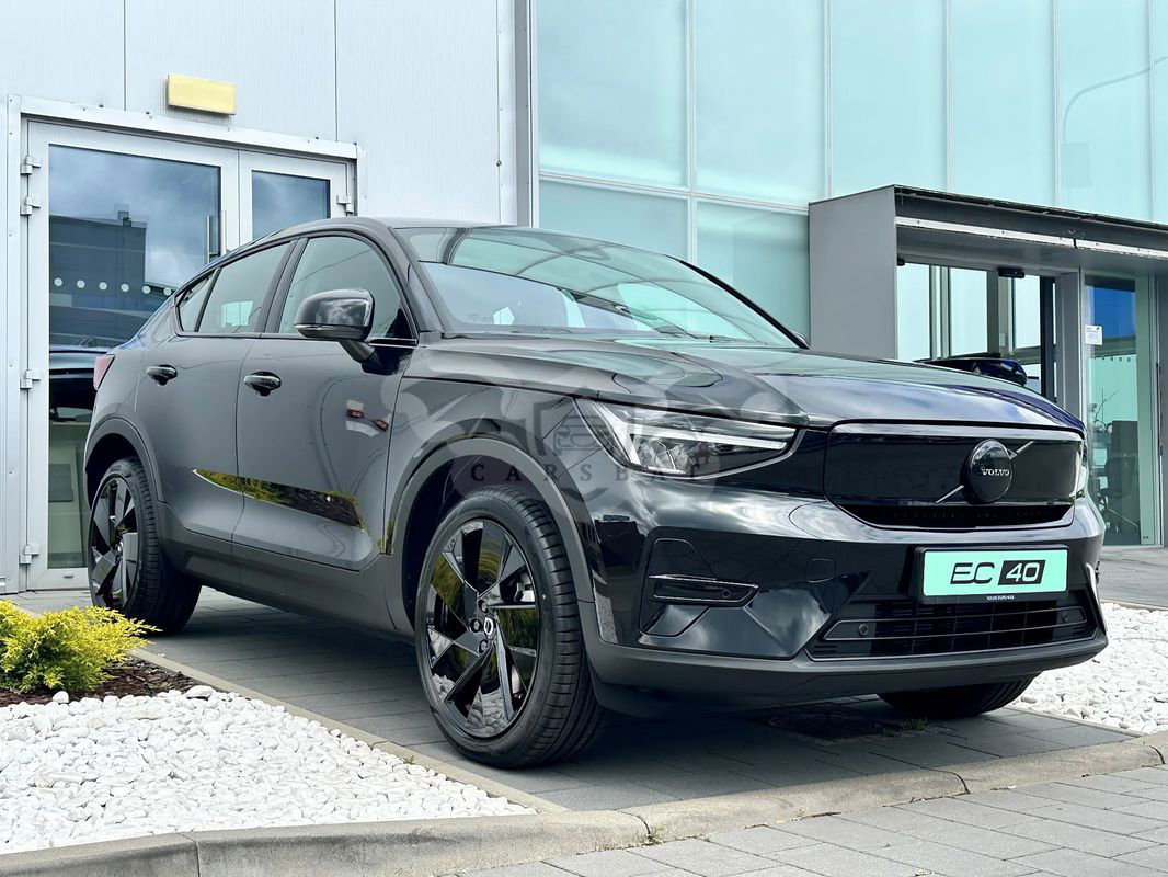 Volvo C40 Recharge Twin AWD Plus 2025