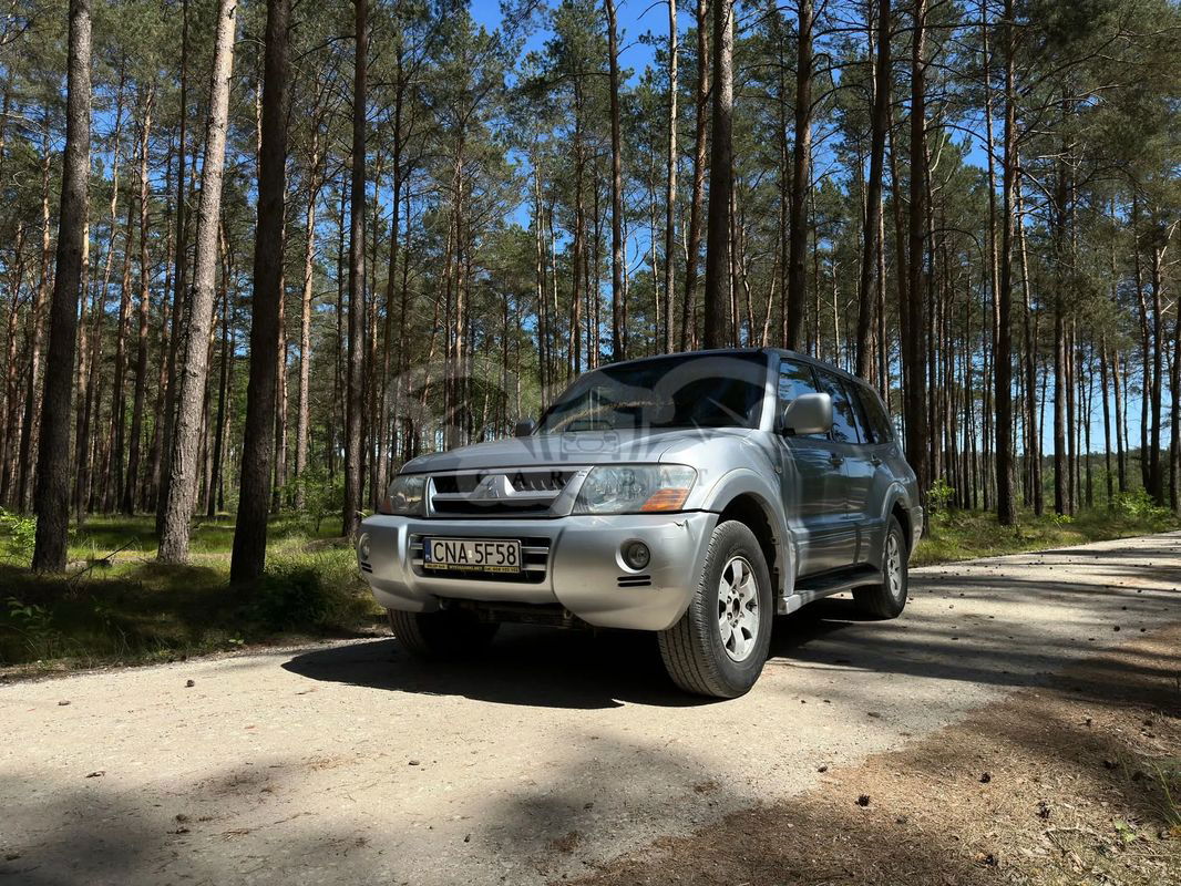 Mitsubishi Pajero III 2004