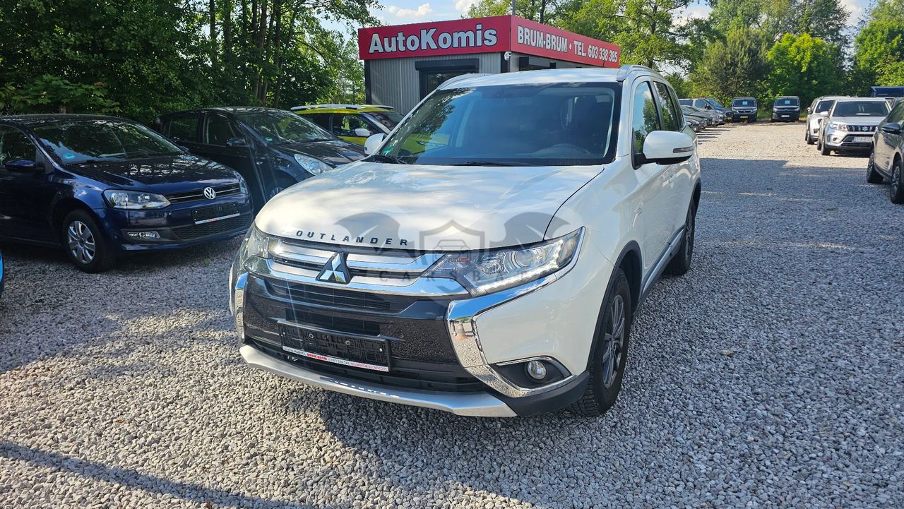 Mitsubishi Outlander III 2.0 2WD Active 2016