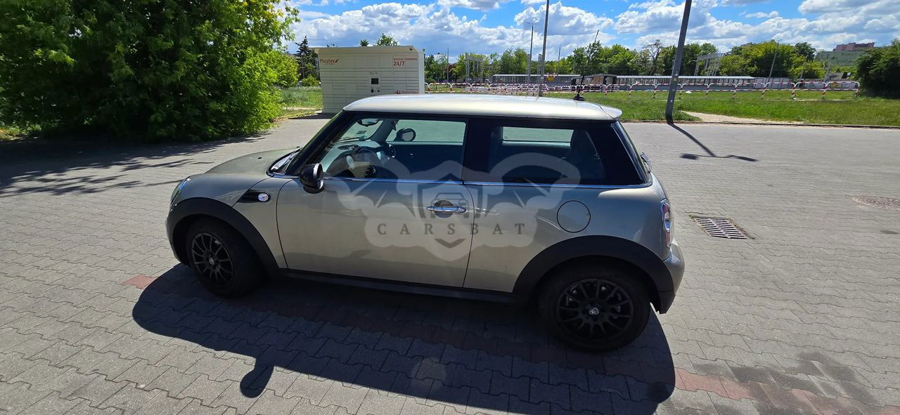 Mini One Standard 2010