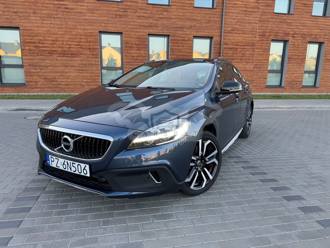 Volvo V40 T3 Geartronic Momentum 2019