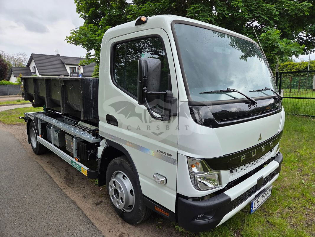 Mitsubishi Fuso Canter 2025