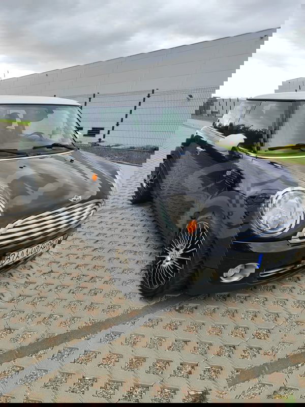 Mini Cooper Standard 2009