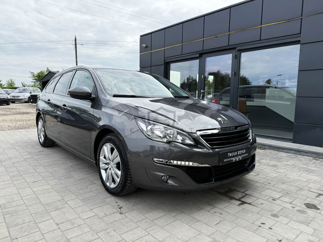 Peugeot 308 T9 1.2 PureTech Business Line S&S 2016