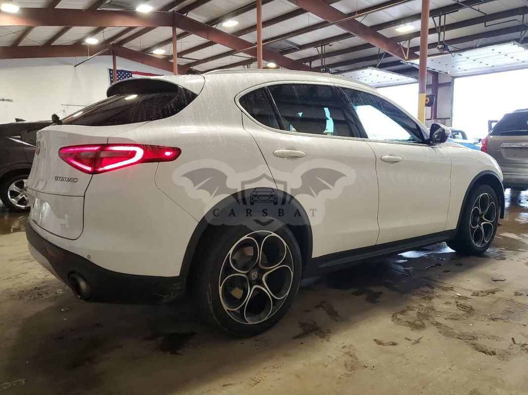 Alfa Romeo Stelvio 2019