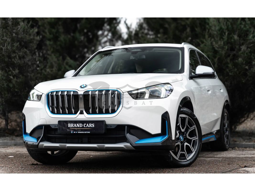 BMW iX1 xDrive30 xLine sport 2023