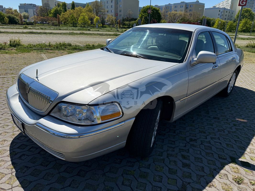Lincoln Town Car 4.6 Signature 2004