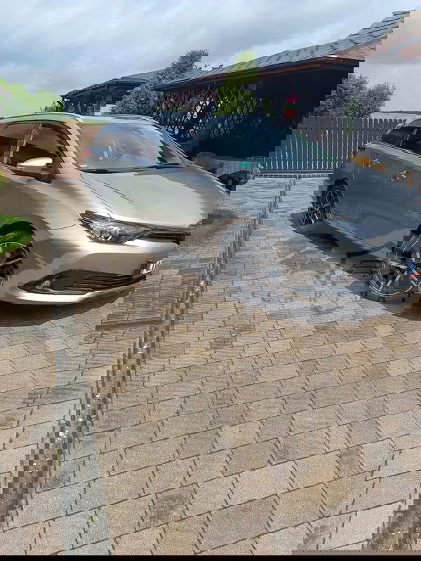 Toyota Auris II 1.2 Turbo Team Deutschland 2019