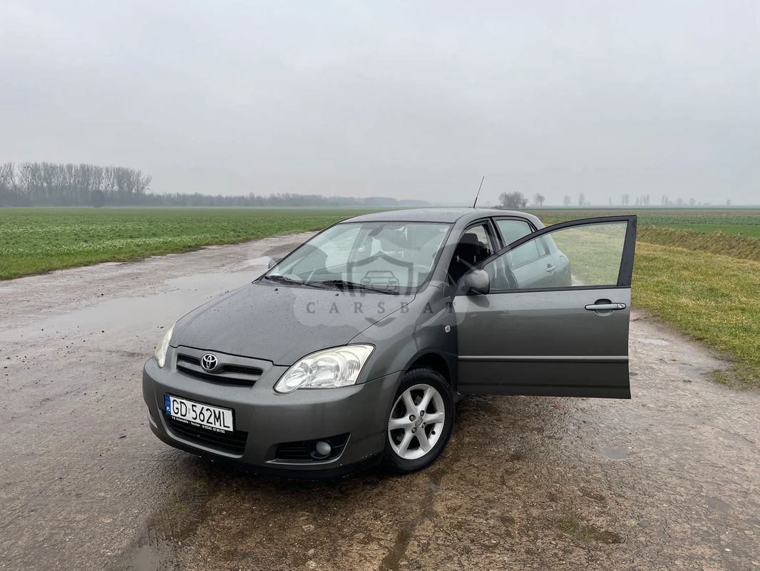 Toyota Corolla Seria E12 2005