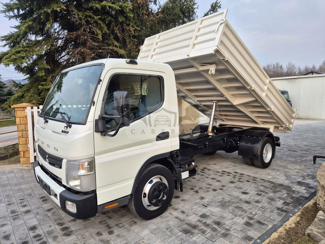 Mitsubishi Fuso Canter 2015