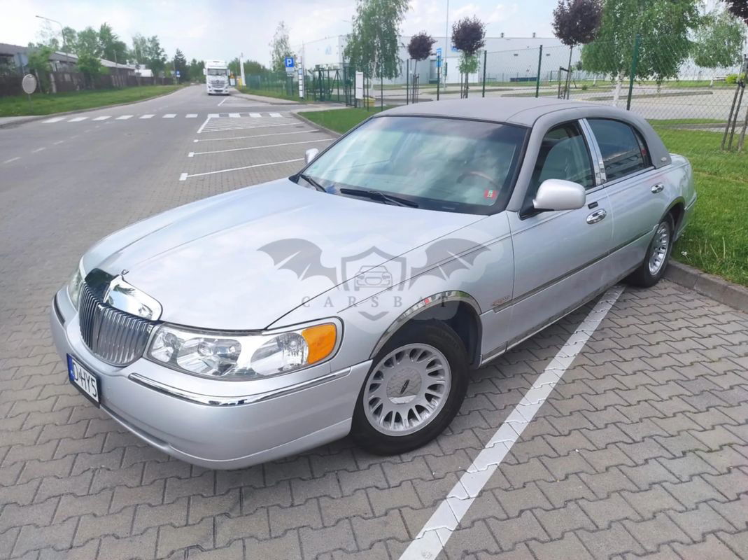 Lincoln Town Car 2001