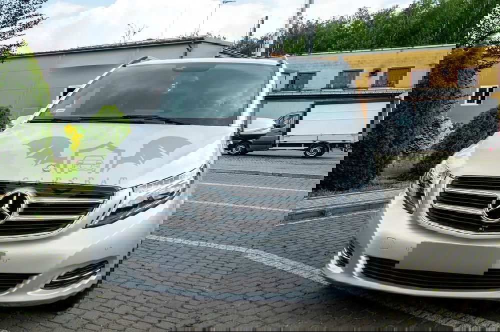 Mercedes-Benz V II 250 (BlueTEC) d Avantgarde 7G-Tronic (d³ugi) 2015