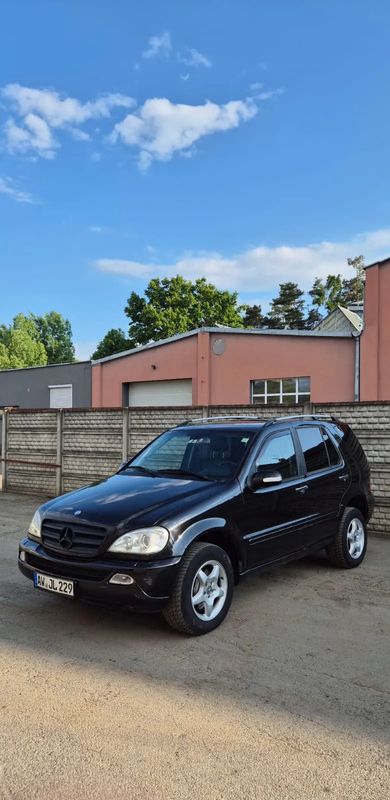 Mercedes-Benz ML W163 2003