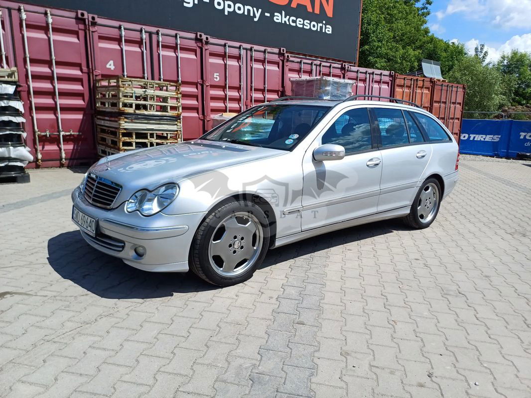 Mercedes-Benz C W203 2001