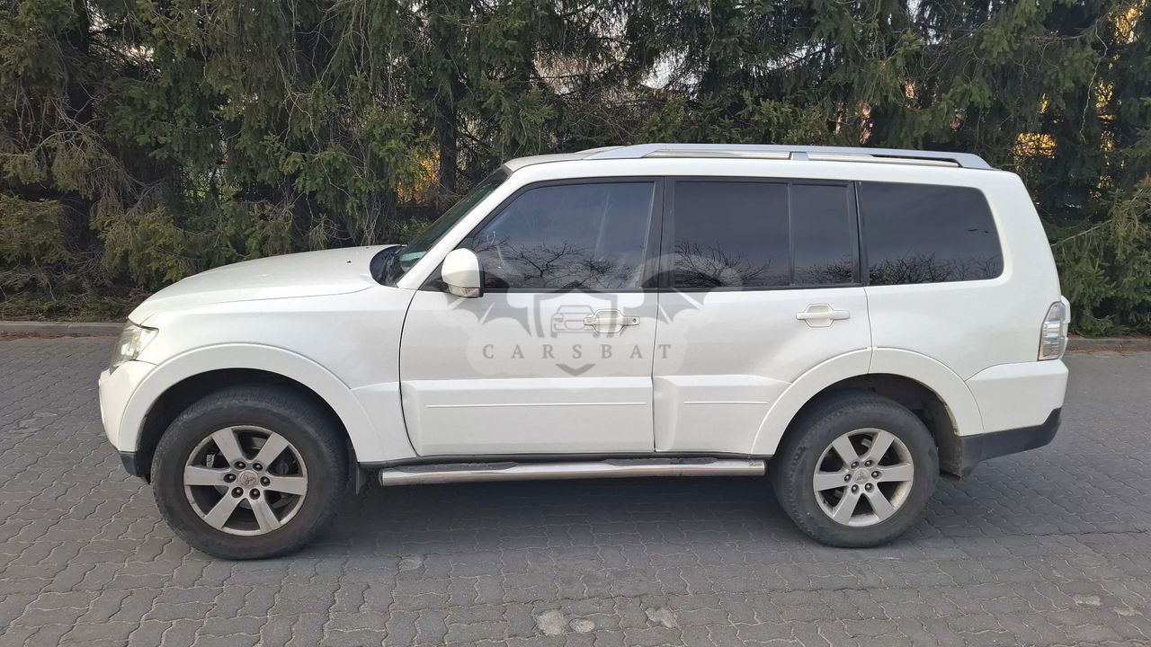 Mitsubishi Pajero IV 3.2 DI-D 2010