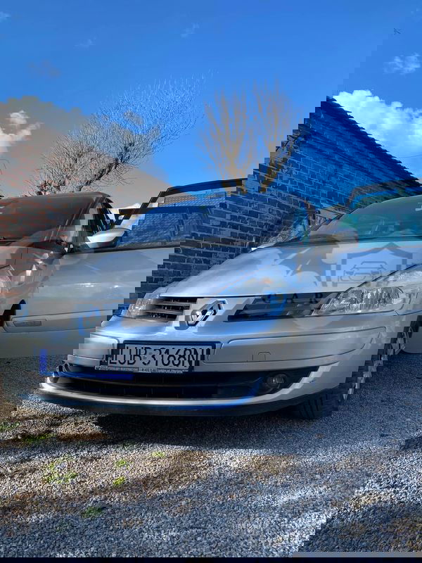 Renault Espace IV 2010