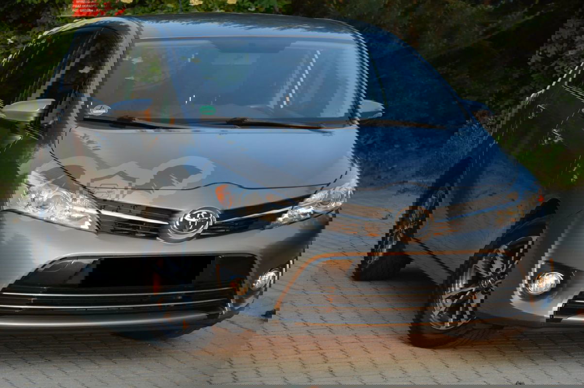 Toyota Verso 1.6 D-4D 5-Sitzer Start/Stop Executive 2014