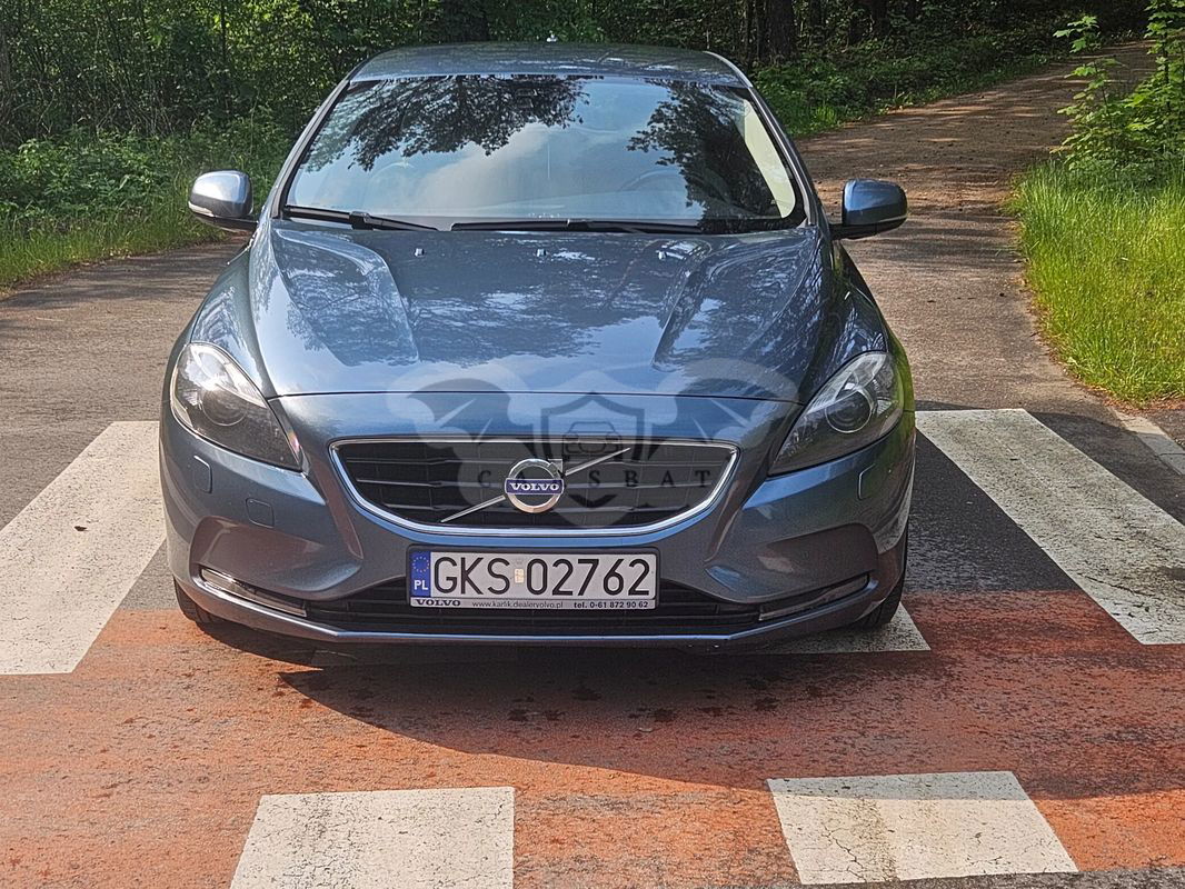 Volvo V40 II D3 Momentum 2012