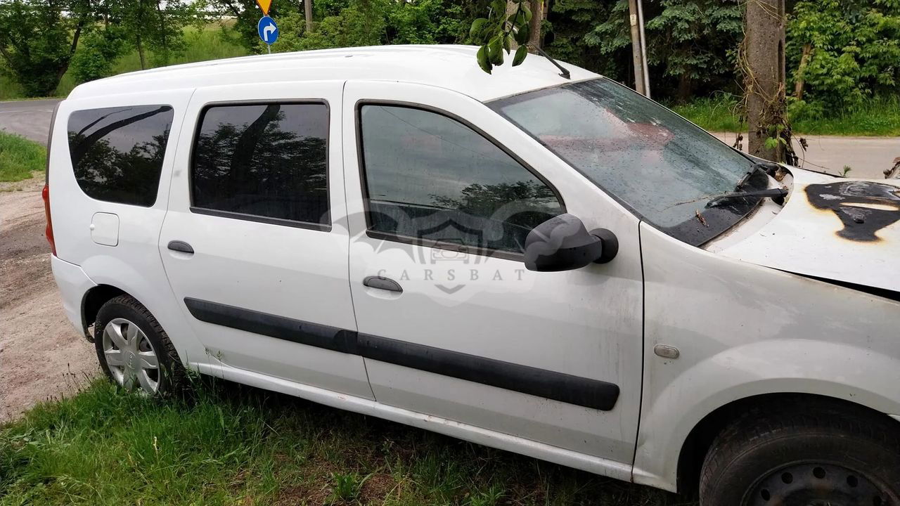Dacia Logan I MCV 1.6 16V Hi-Flex 2011