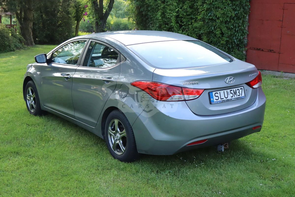 Hyundai Elantra V 1.6 Classic + 2012