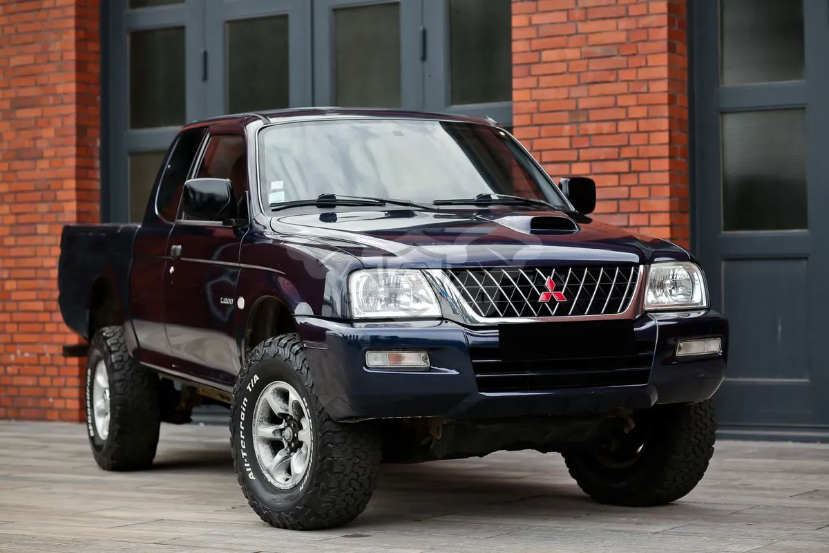 Mitsubishi L200 Pick Up 4x4 Magnum + 2004