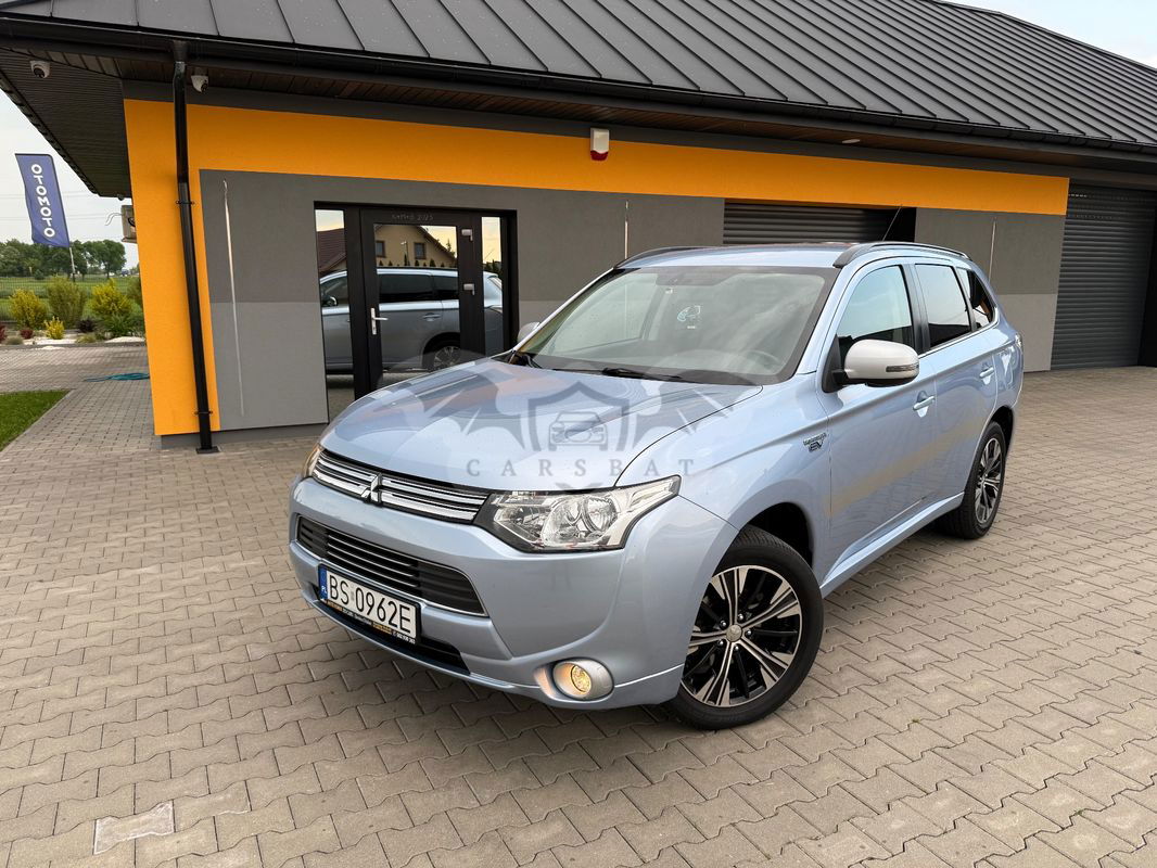 Mitsubishi Outlander III 2.0 4WD Plug-In Hybrid Plus 2014