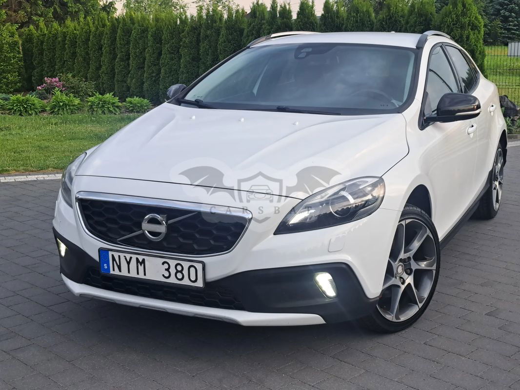 Volvo V40 2013