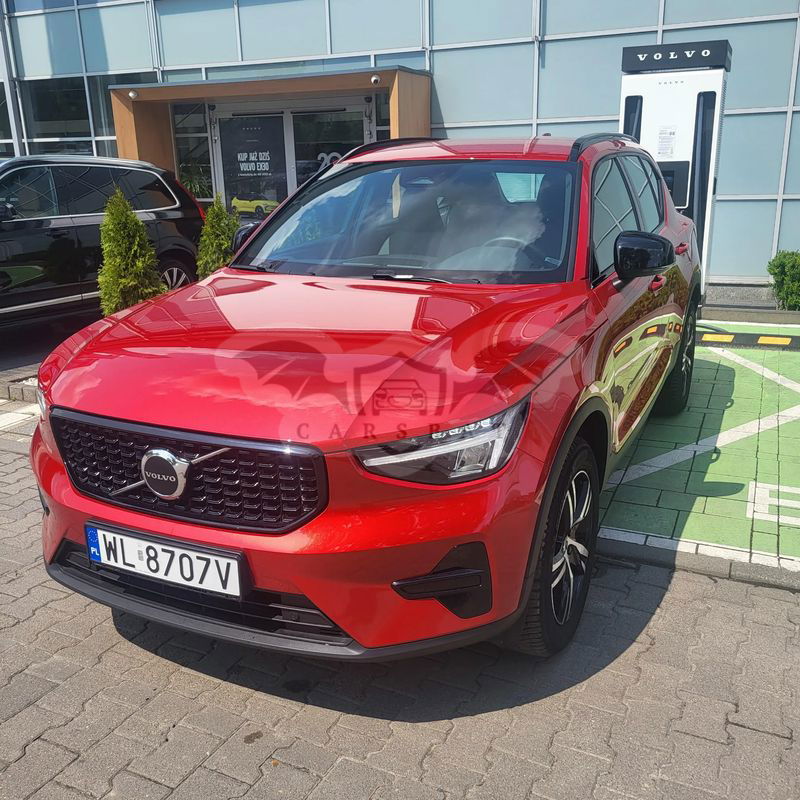 Volvo XC40 B3 Plus Dark 2024