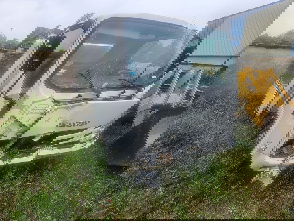 Isuzu N 6900eur faktura vat marża 2019