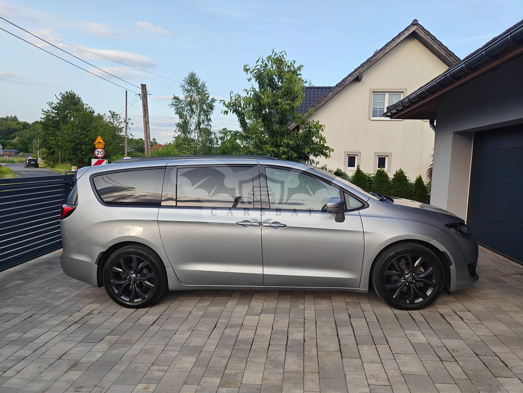 Chrysler Pacifica 2020