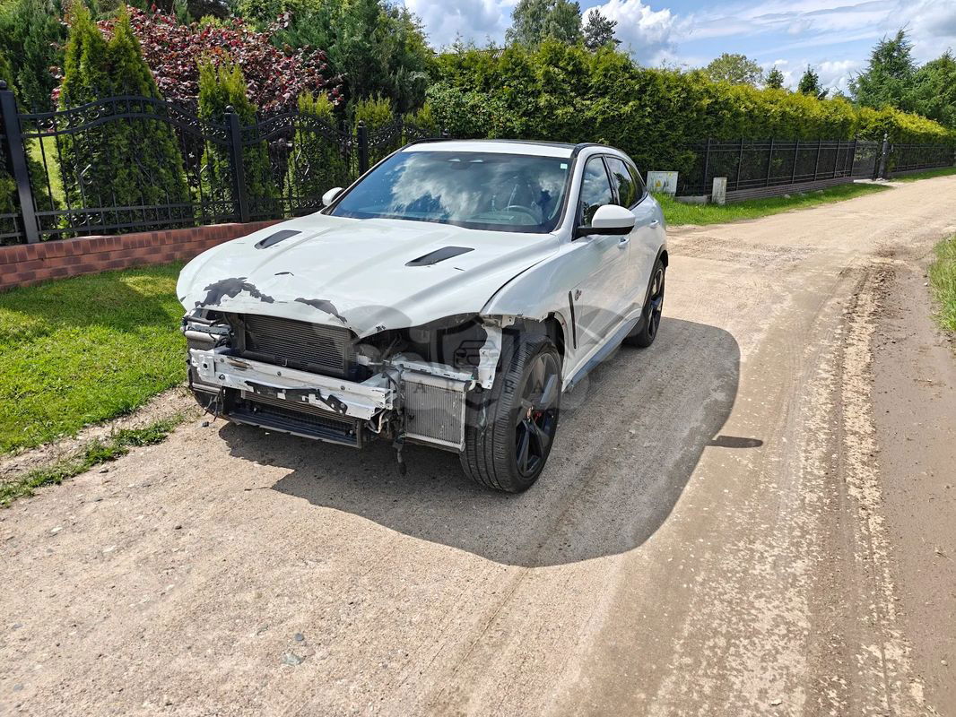 Jaguar F-Pace 5.0 V8 P550 AWD SVR 2021