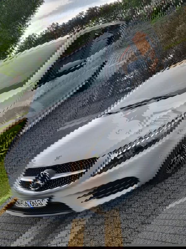Mercedes-Benz V II 300 d 4-Matic 9G-Tronic (d³ugi) 2023