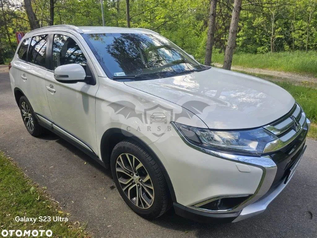Mitsubishi Outlander III 2.0 Intense + Navi 4WD CVT 2016