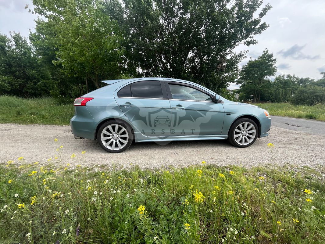 Mitsubishi Lancer VIII 1.8 Inform 2009