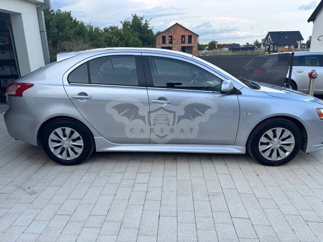 Mitsubishi Lancer IX 1.6 Invite 2014