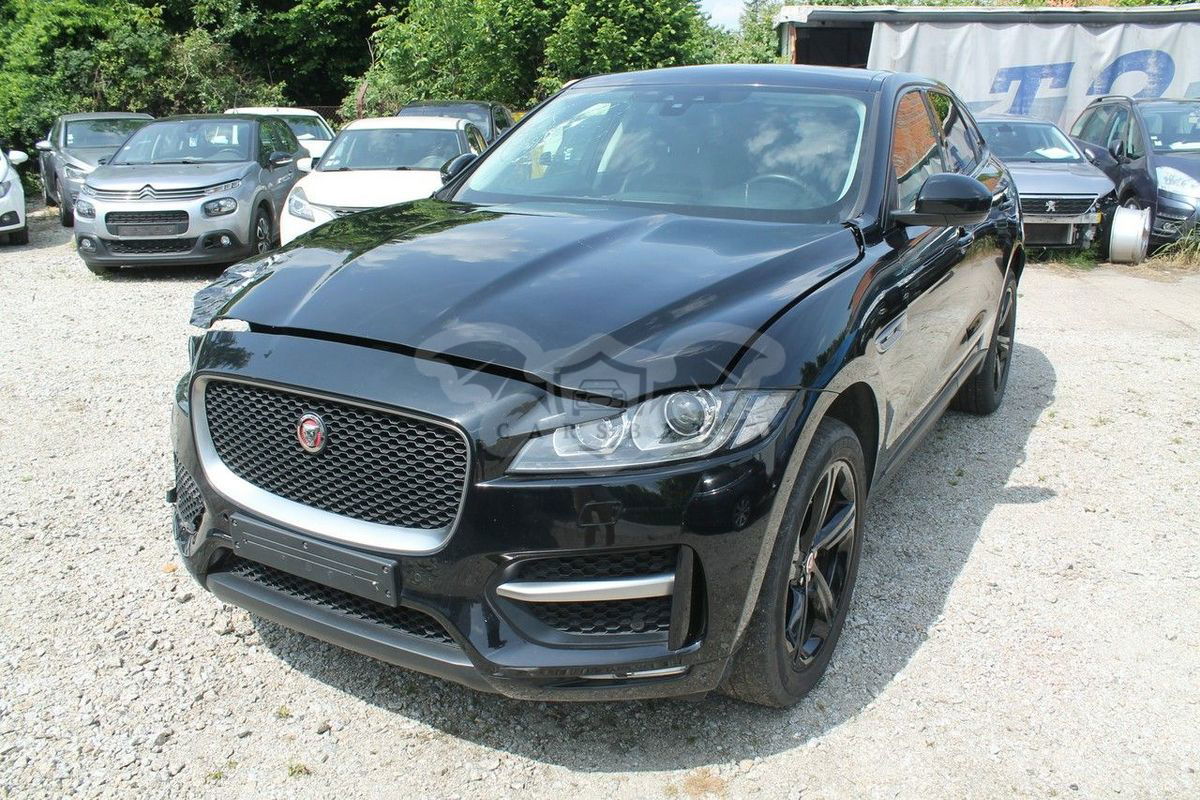 Jaguar F-Pace 2017